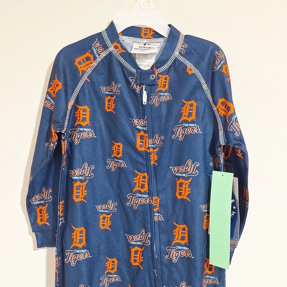 Genuine Merchandise Detroit Tigers Sleepwear/Romper 3T - Picture 2 of 15